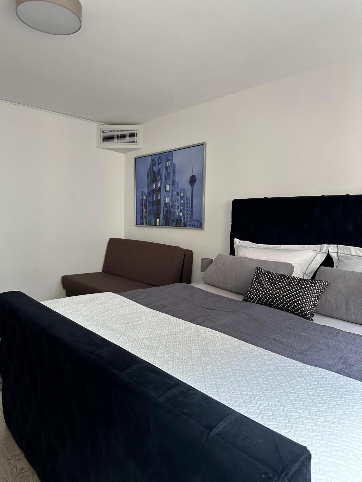 City Center Apartments Duesseldorf Экстерьер фото